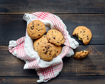 Recette des cookies moelleux aux pépites de chocolat